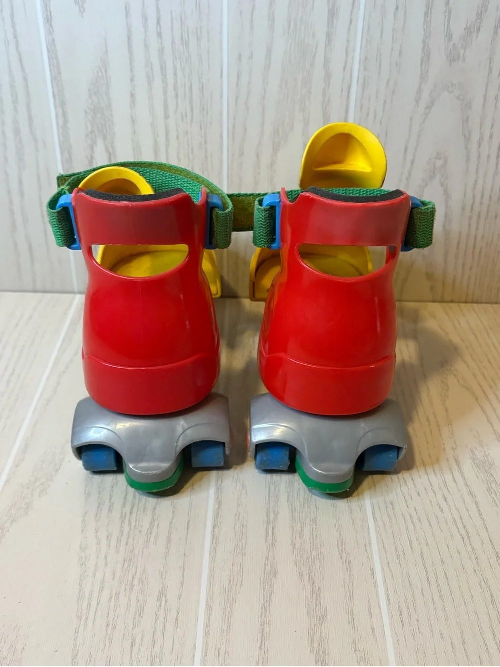 Vintage 1984 Fisher Price 1-2-3 Grow With Me Roller Skates Blades Adjustable